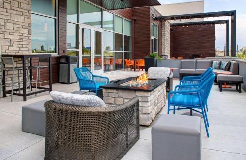 Cedar Rapids Hotel | Hilton Garden Inn Cedar Rapids