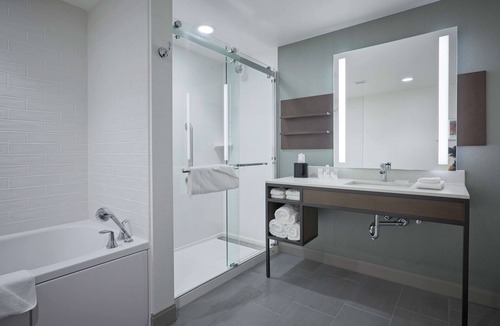 Gaffer District Hotel | Hilton Garden Inn Corning Downtown