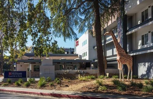 Downtown Hotel | Hilton Garden Inn Davis Downtown
