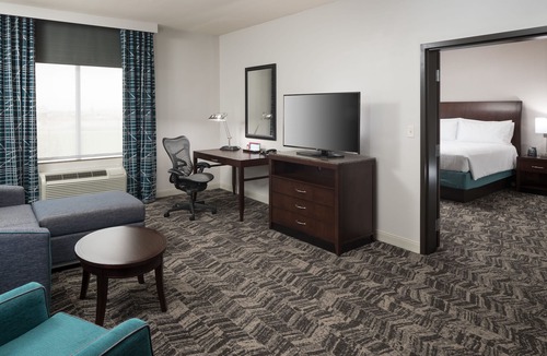 Grapevine Hotel | Hilton Garden Inn DFW North Grapevine