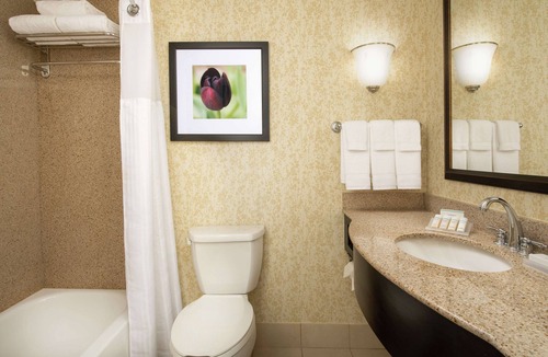 Ballenger Creek Hotel | Hilton Garden Inn Frederick