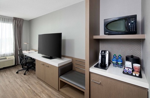 Goffs Hotel | Hilton Garden Inn Halifax Airport