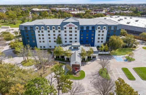 Deco Hotel | Hilton Garden Inn Houston Northwest
