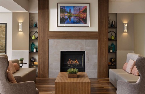 Las Colinas Hotel | Hilton Garden Inn Las Colinas