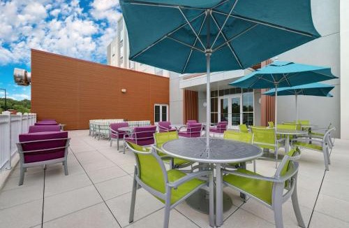 Lakeview Hotel | Hilton Garden Inn Manassas