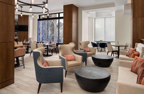 Downtown Minneapolis Hotel | Hilton Garden Inn Minneapolis Downtown