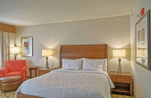 Mount Laurel Hotel | Hilton Garden Inn Mt. Laurel