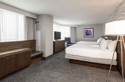 Byward Market - Parliament Hill Hotel | Hilton Garden Inn Ottawa Downtown