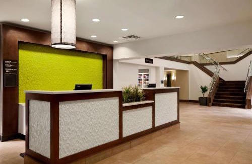 Bushnell Basin Hotel | Hilton Garden Inn Rochester/Pittsford