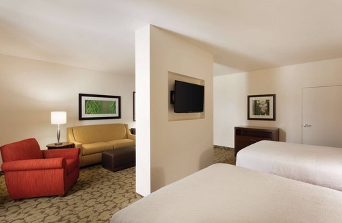 Central Business District Hotel | Hilton Garden Inn Rochester Downtown, NY