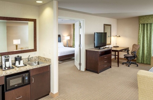 Canyon Park Hotel | Hilton Garden Inn Seattle/Bothell