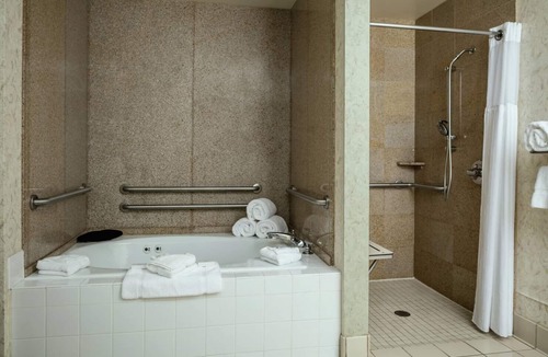 Canyon Park Hotel | Hilton Garden Inn Seattle/Bothell