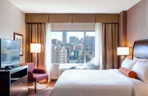 Belltown Hotel | Hilton Garden Inn Seattle Downtown