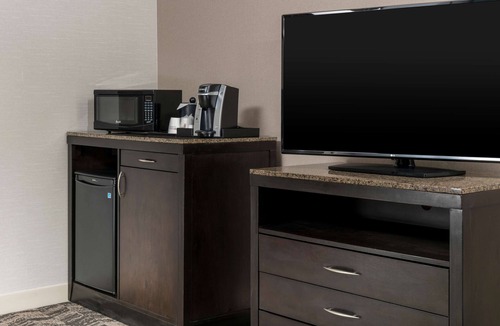 Calverton Hotel | Hilton Garden Inn Silver Spring White Oak