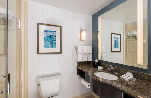 Calverton Hotel | Hilton Garden Inn Silver Spring White Oak