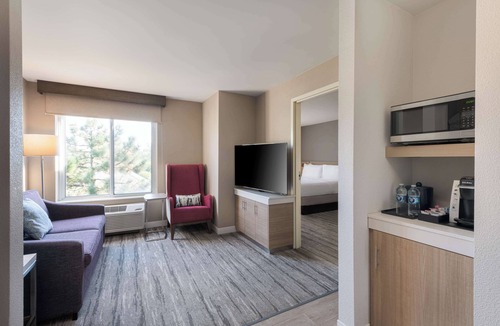 St. Charles Hotel | Hilton Garden Inn St. Charles