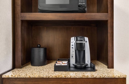 Stony Brook Hotel | Hilton Garden Inn Stony Brook