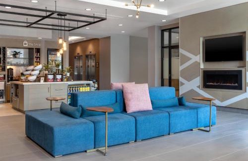 Sudbury Hotel | Hilton Garden Inn Sudbury, Ontario, Canada