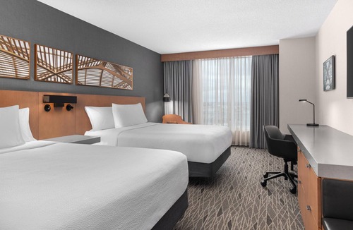 Northeast Mississauga Hotel | Hilton Garden Inn Toronto Airport