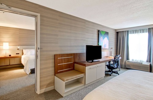 Gateway Hotel | Hilton Garden Inn Toronto - Mississauga