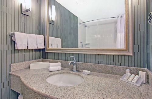 Thornhill Hotel | Hilton Garden Inn Toronto/Markham