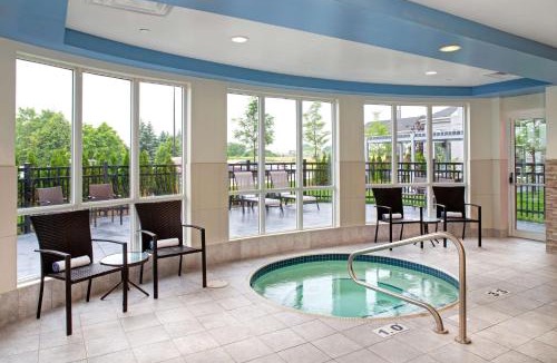 Clearview Hotel | Hilton Garden Inn Toronto-Oakville