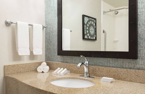 Troy Hotel | Hilton Garden Inn Troy