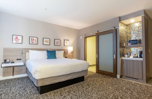Downtown Wichita Hotel | Hilton Garden Inn Wichita Downtown