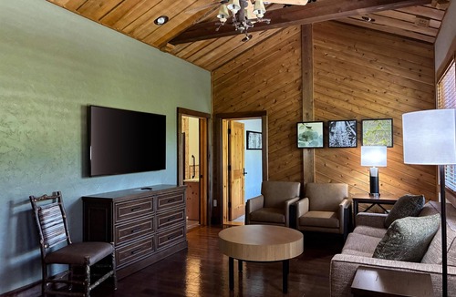 Shell Knob Hotel | Hilton Grand Vacations Club Stonewater Cove Shell Knob