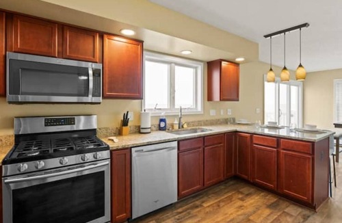 North Greece House | Hilton House on the Lake