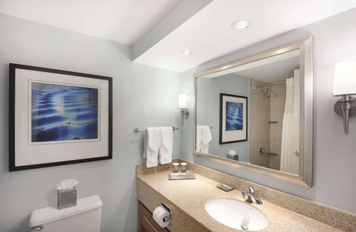 Melville Hotel | Hilton Long Island/Huntington