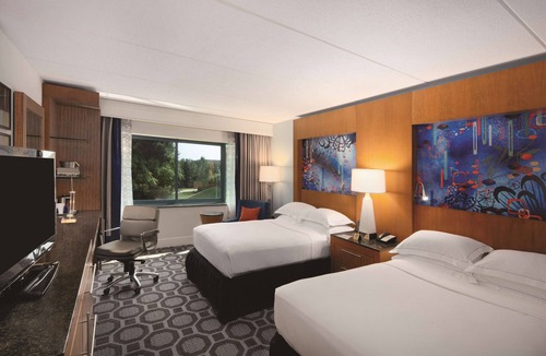 Melville Hotel | Hilton Long Island/Huntington