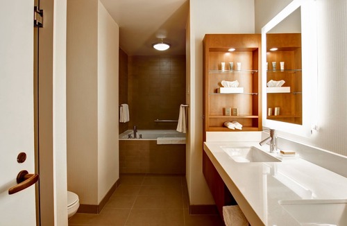 Mississauga Hotel | Hilton Mississauga/Meadowvale