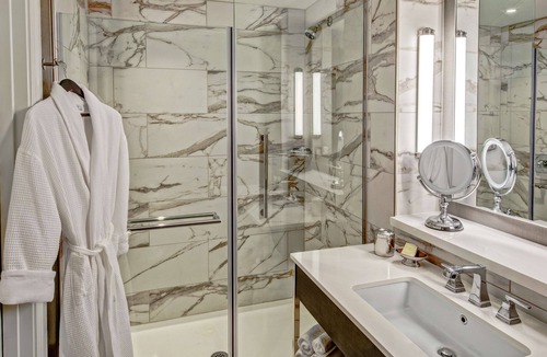 Green Hills Hotel | Hilton Nashville Green Hills