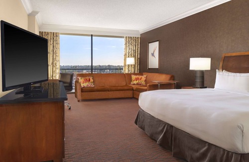 Costa Mesa Hotel | Hilton Orange County/Costa Mesa