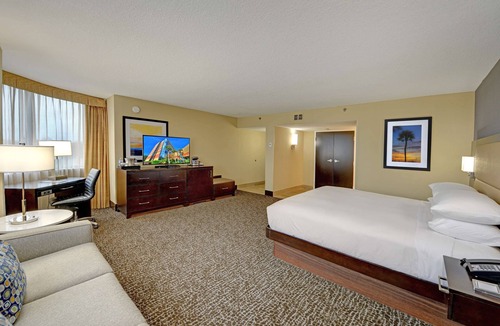 Altamonte Springs Hotel | Hilton Orlando/Altamonte Springs