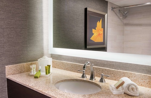 Cedar Knolls Hotel | Hilton Parsippany