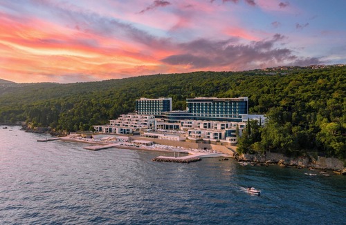 Rubesi Resort | Hilton Rijeka Costabella Beach Resort & Spa