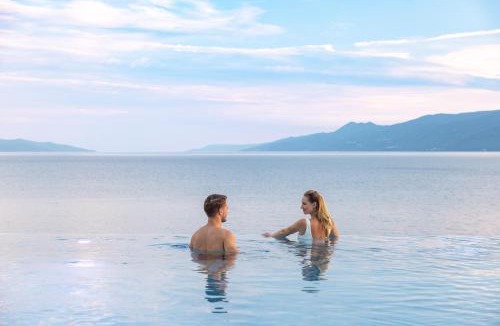 Rubesi Hotel | Hilton Rijeka Costabella Beach Resort And Spa