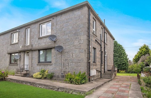 Central Aberdeen Apartment | Hilton Road Apartment