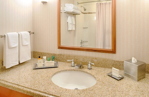 SeaTac Hotel | Hilton Seattle Airport & Conference Center