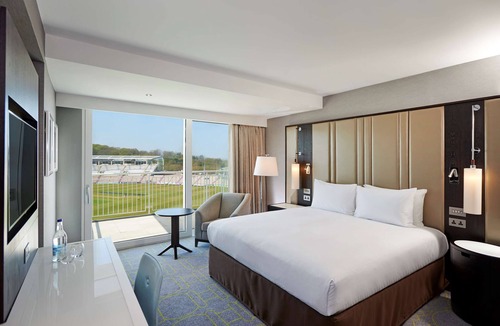 West End Hotel | Hilton Southampton - Utilita Bowl