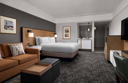 Stockton Hotel | Hilton Stockton