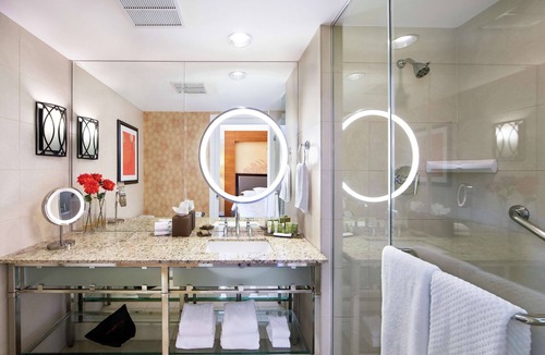 Greater Third Ward Hotel | Hilton University of Houston
