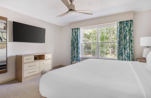Berkeley Resort | Hilton Vacation Club Greensprings Williamsburg