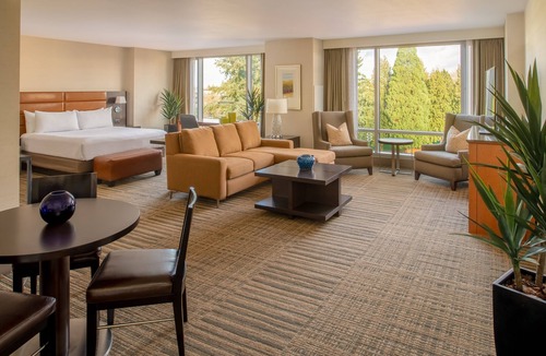 Downtown Vancouver Hotel | Hilton Vancouver Washington