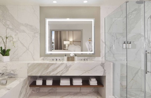 Downtown West Palm Beach Hotel | Hilton West Palm Beach