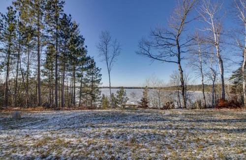 Hines House | Hines Vacation Rental w/Grill: Walk to Lake!