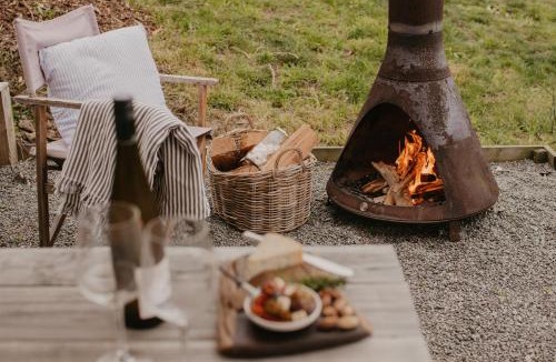 Gisborne House | Hinterland Retreat