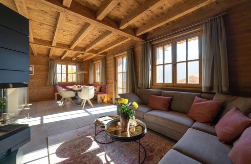 Wildhaus Ski Chalet | Hinterrugg 8-person chalet with sauna and hot tub.